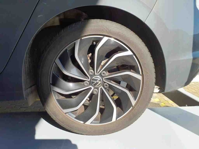 Volkswagen Golf 1.5 TSI Golf VIII