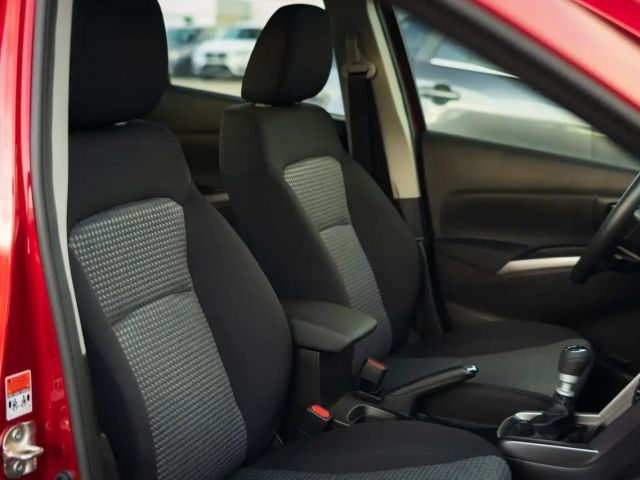 Suzuki S-Cross Hybrid