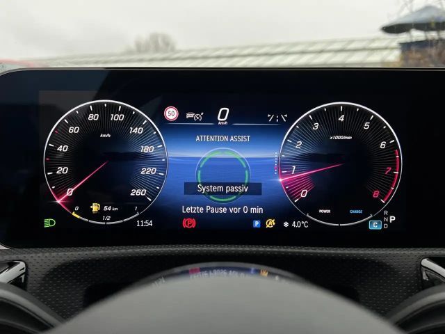 Mercedes-Benz A 180 Hatchback Progressive