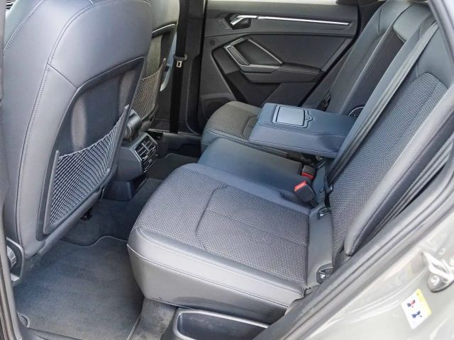 Audi Q3 35 TFSI S-Line S-Tronic