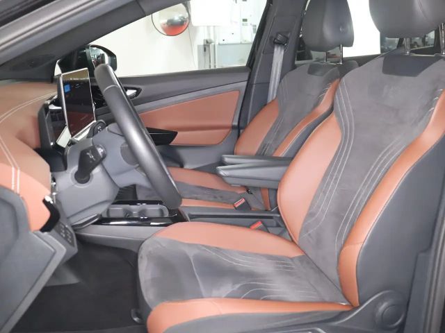 Volkswagen ID.5 77 KWh IQ.Drive Pro