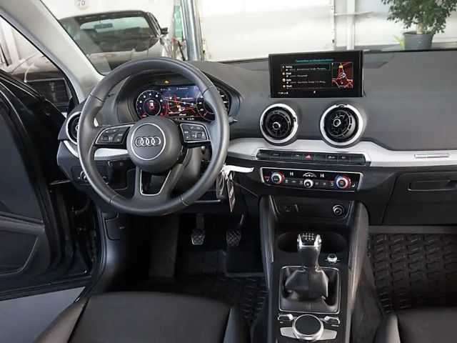 Audi Q2 30 TFSI S-Line Sport