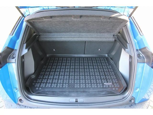 Peugeot E-2008 Allure Pack