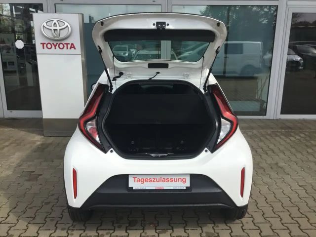 Toyota Aygo X Business Hatchback