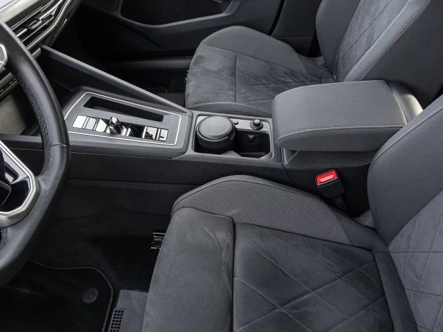 Volkswagen Golf 1.5 eTSI DSG Style