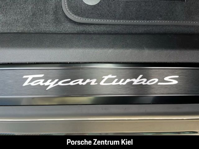 Porsche Taycan S Sport Turismo Turbo