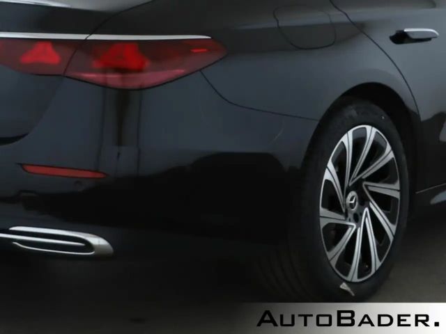 Mercedes-Benz E 220 AVANTGARDE E 220 d Sedan