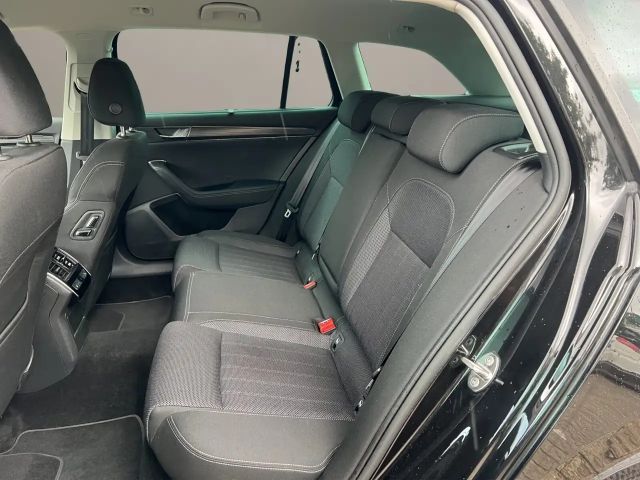 Skoda Superb 2.0 TDI Combi Style Style