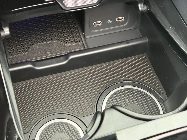 Mercedes-Benz CLE 200 AVANTGARDE