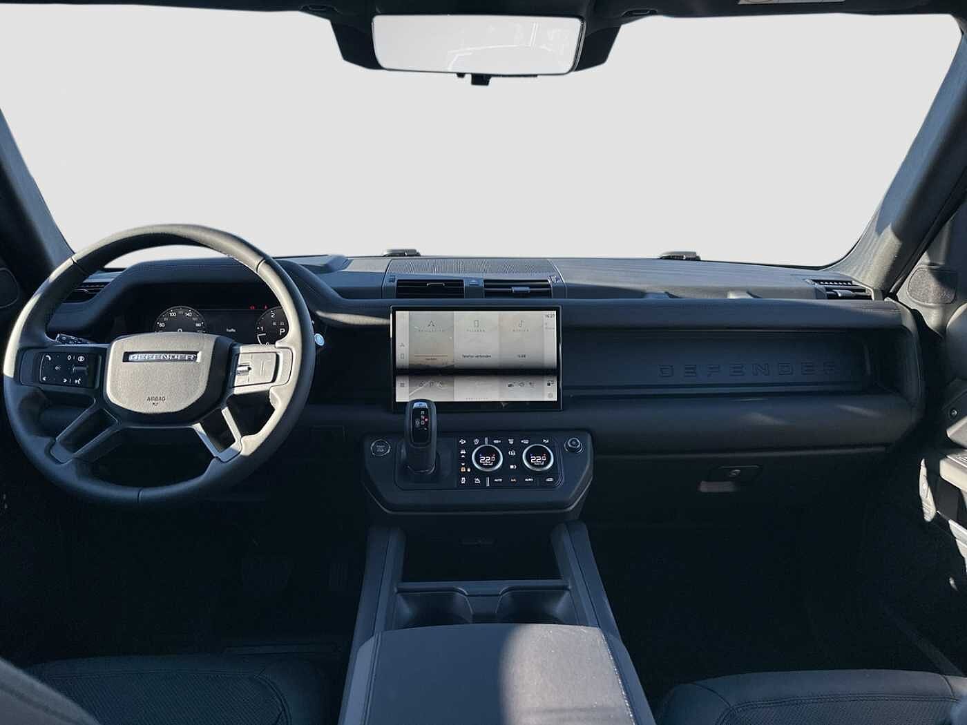 Land Rover Defender 110 Dynamic SE