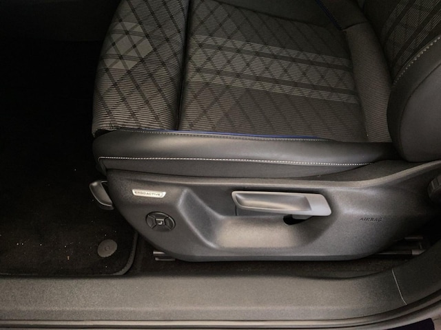 Volkswagen Tayron 2.0 TDI DSG R-Line