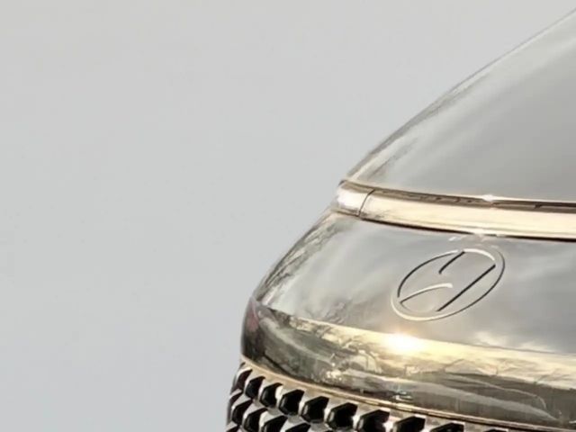 Hyundai Staria Signature