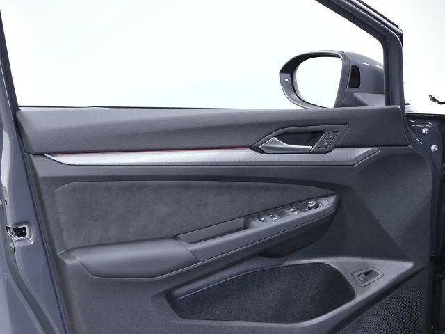 Volkswagen Golf 1.5 eTSI DSG Style Variant