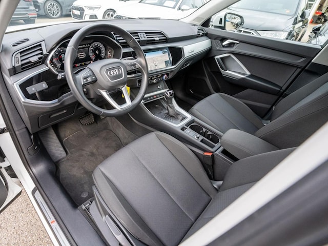 Audi Q3 35 TDI S-Tronic