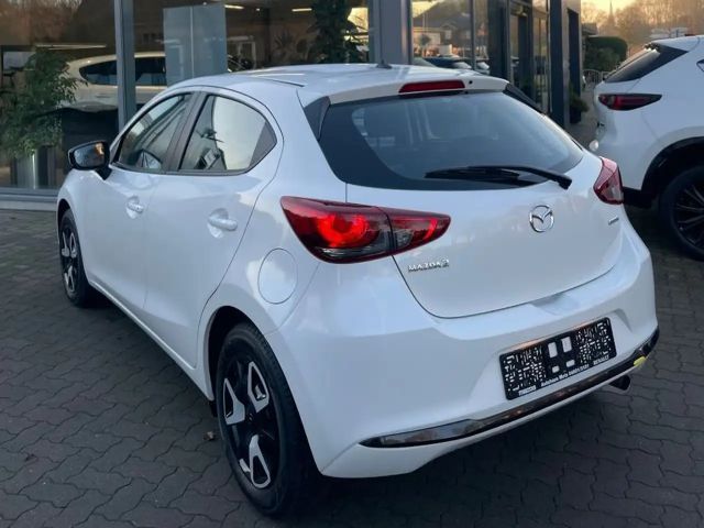 Mazda 2 Lim. Center-Line