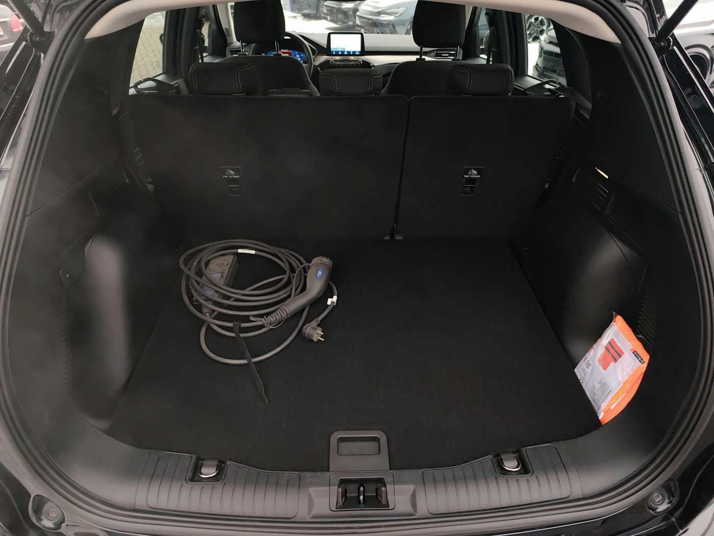 Ford Kuga Plug in Hybrid Titanium