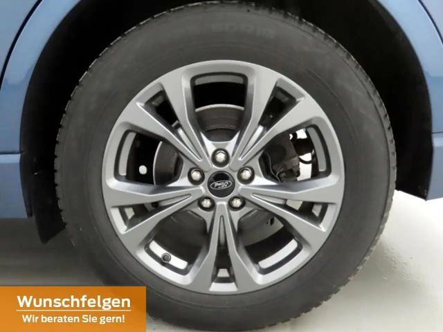 Ford Kuga Hybrid ST Line X