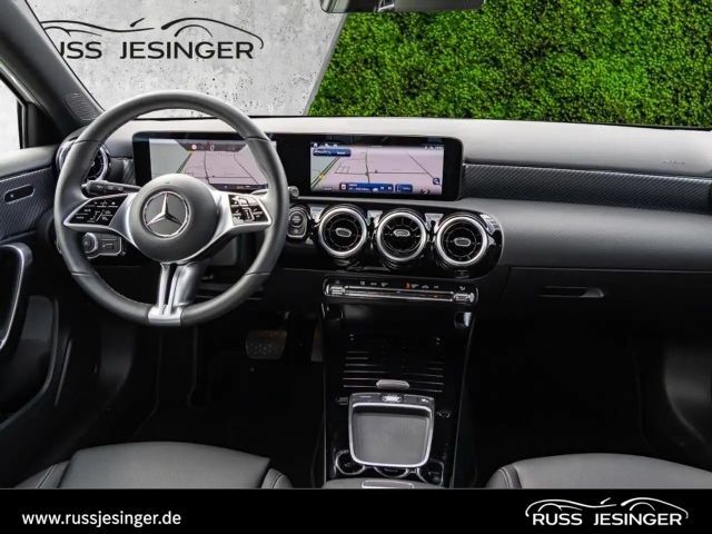 Mercedes-Benz A 180 Progressive