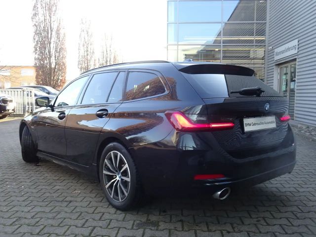 BMW 320 320e Touring