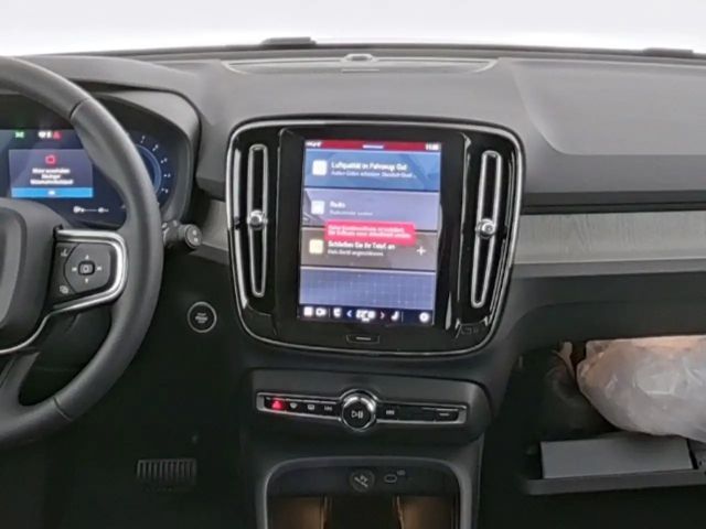 Volvo XC40 Dark Plus