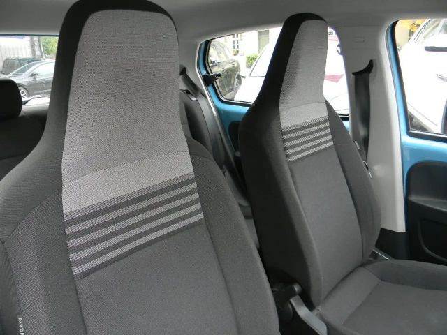 Volkswagen up! Move Move up!