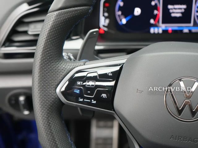 Volkswagen T-Roc R MEMORY DCC KAM CARPLAY KEYLESS SHZ