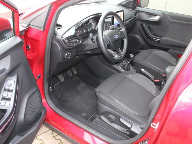 Ford Puma EcoBoost Titanium