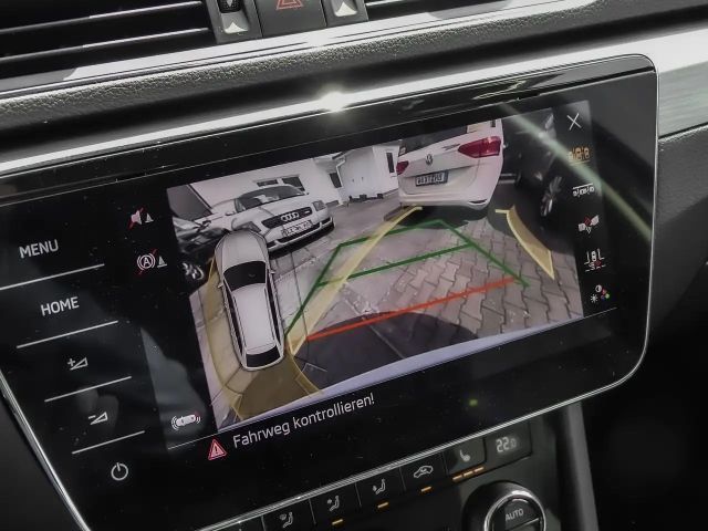 Skoda Superb 2.0 TDI Combi Style Style