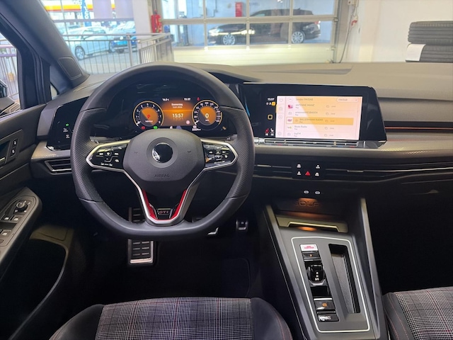 Volkswagen Golf 2.0 TSI DSG GTI