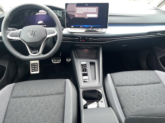 Volkswagen Golf 1.5 eTSI