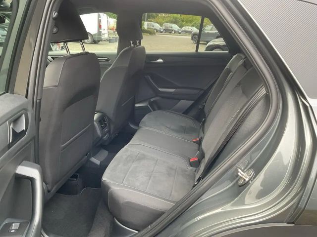 Volkswagen T-Roc 1.5 TSI DSG R-Line