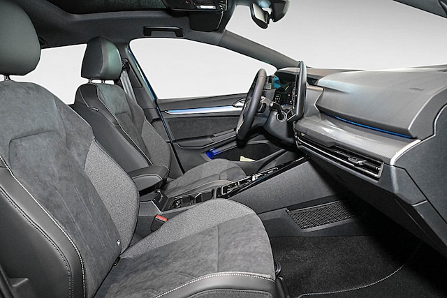 Volkswagen Golf Golf EDIT. 50 1,5 l eTSI 150PS DSG-neues Modell