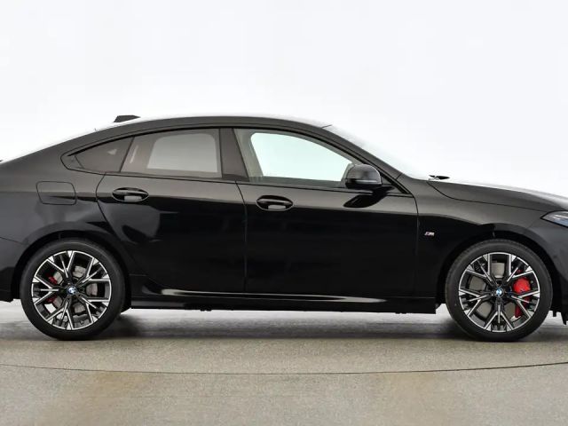 BMW 220 220d Coupé M-Sport