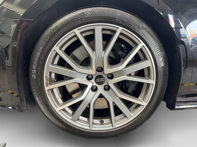 Audi S6 Avant Quattro