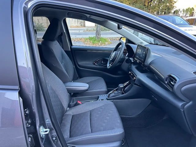 Toyota Yaris Active Hybride