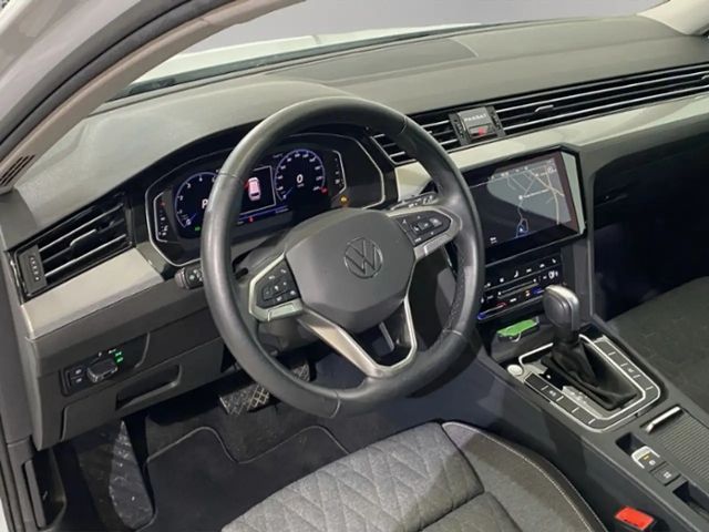 Volkswagen Passat 1.5 TSI Business DSG Variant