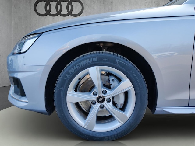Audi A4 40 TFSI Avant S-Tronic
