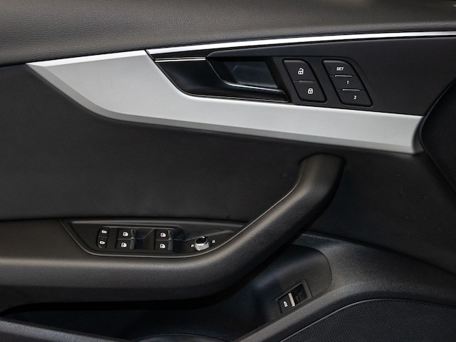 Audi A4 35 TFSI Avant S-Tronic