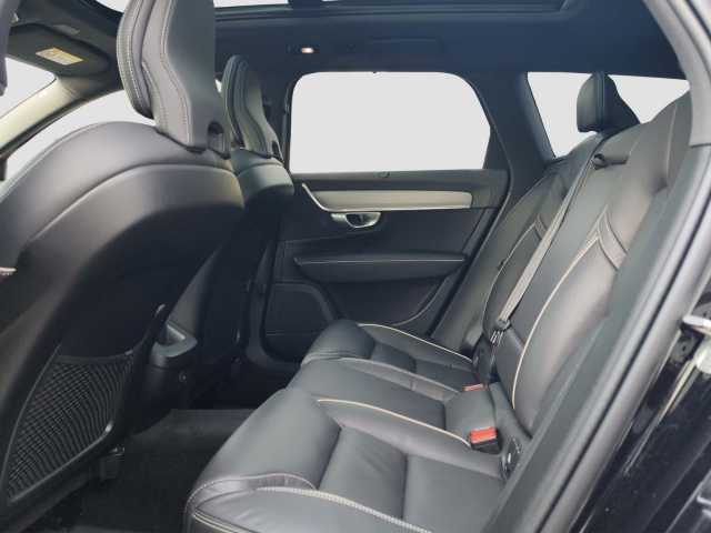 Volvo V90 Cross Country AWD Plus