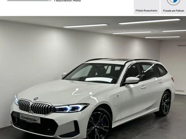 BMW 330 330e M-Sport Touring xDrive