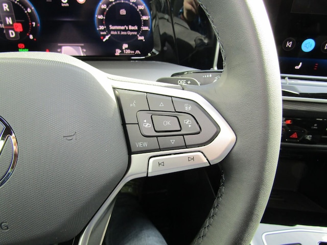 Volkswagen Golf 1.5 TSI DSG