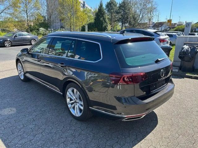 Volkswagen Passat Elegance Elegance Variant