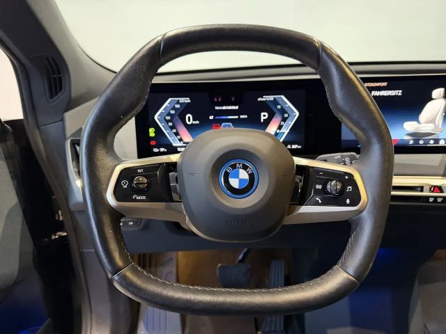 BMW iX xDrive40