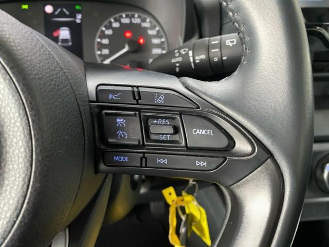 Toyota Yaris 1.0 VVT-i Comfort Hatchback