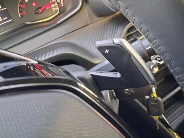 Peugeot 2008 Active Pack