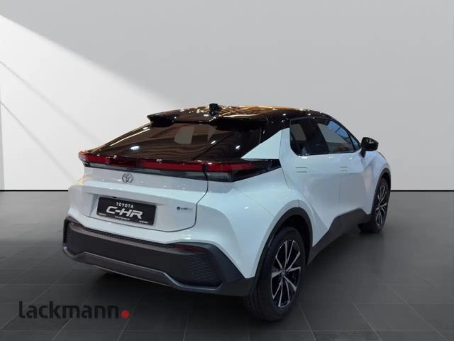 Toyota C-HR Hybride Team D