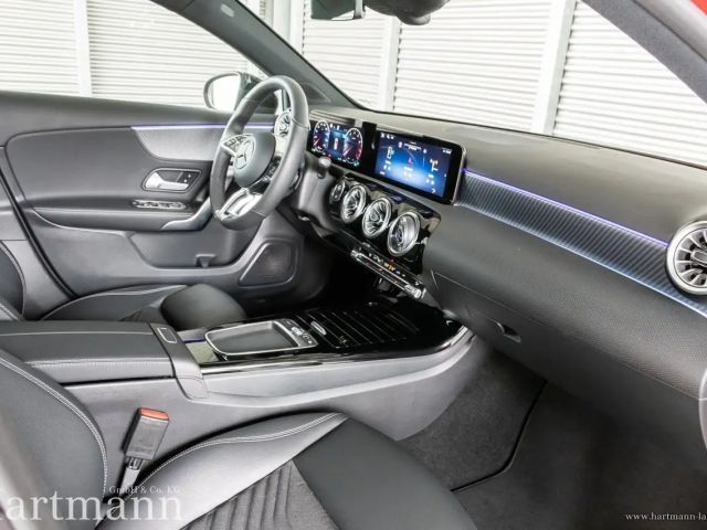 Mercedes-Benz A 200 Hatchback Progressive