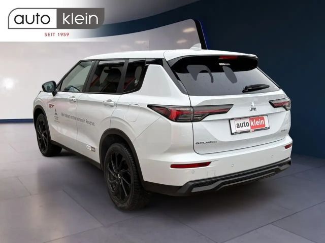 Mitsubishi Outlander Invite PHEV