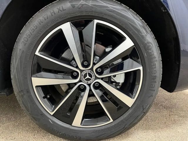 Mercedes-Benz T 180 T 180 Progres LEDLicht 7Gtr Keyless Navi RfKam