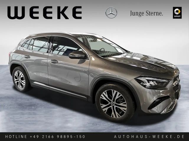 Mercedes-Benz GLA 180 Progressive
